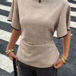 Retro Fashion Back Tie Design Women'S T-Shirt