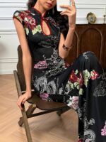 Women's Elegant Chinese Cheongsam Qipao Dress with Stand Collar & Dragon Print