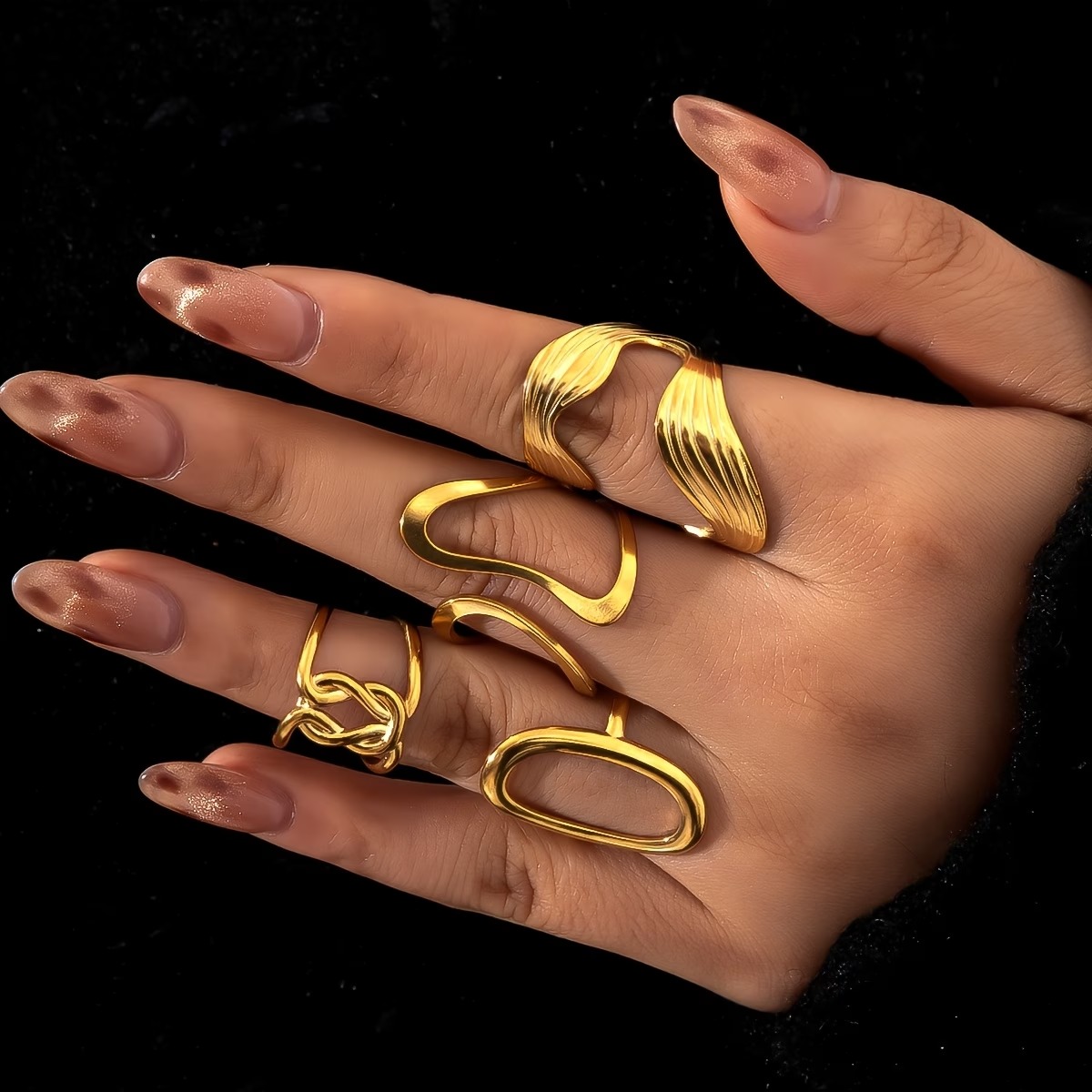imageye___-_imgi_13_b0934f22-4bd0-4783-9949-7e6497569d6a 4pcs Fashionable Stainless Steel Ring Set, Simple Hollow-out Geometric Irregular-shaped Stackable Rings - Image 1