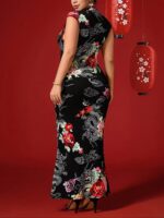 Women's Elegant Chinese Cheongsam Qipao Dress with Stand Collar & Dragon Print - Image 4