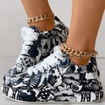 Women's Graffiti Print Sports Shoes, Fashion Lace Up Low Top Platform Sneakers, Casual Skate Shoes - Image 3
