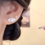 [NEW]A Pair of 2pcs, Camellia Earrings, High-Quality Jewelry, Upgraded Temperament Earrings, High-End Decorative Earrings, - Image 2